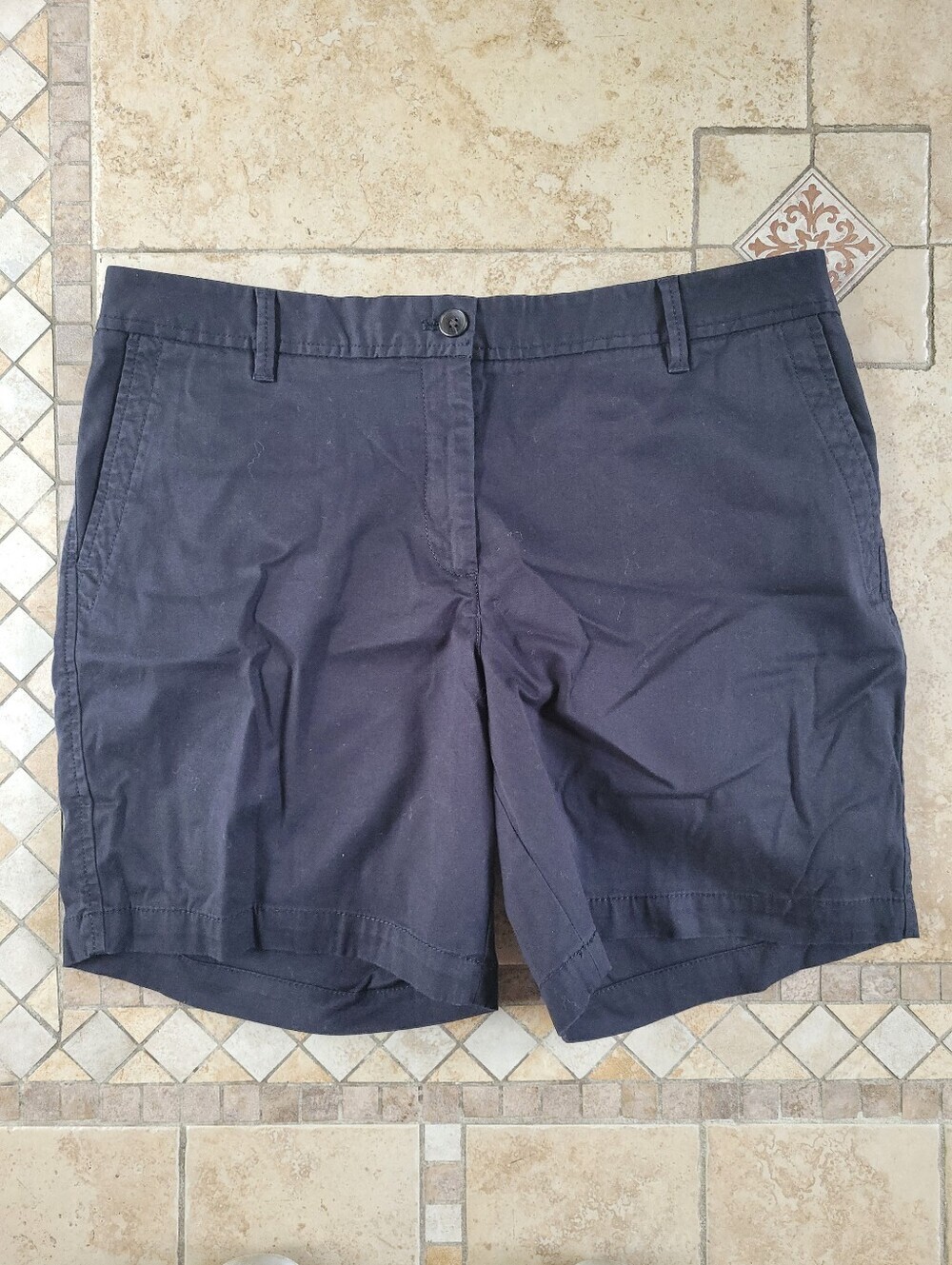 Talbots Black Flat Front Bermuda Short